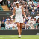 Leg injury forces Keys from Wimbledon in 3rd set