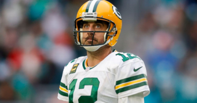 Rodgers in bio: I regret saying I was 'immunized'