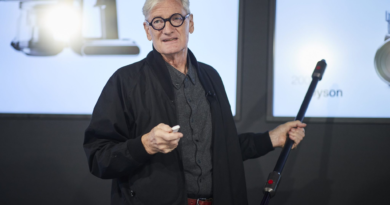 Billionaire Sir James Dyson’s family pockets £700 million dividend after company announces 1,000 U.K. job cuts