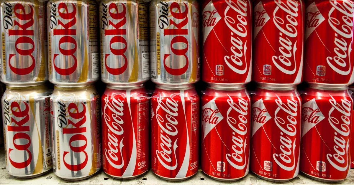 People are only just realising Coca Cola has 'subtle message' hidden in logo – Daily Star