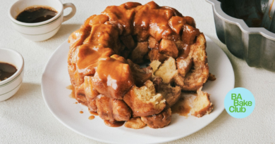 Caramel Apple Monkey Bread