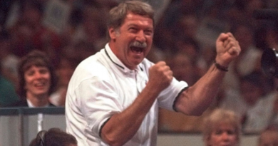 Karolyi, famed U.S. gymnastics coach, dies at 82