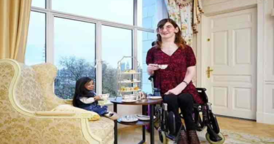 When the world's tallest woman met the shortest woman – Dunya News