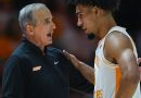 Top 5 unchanged in men's poll; Vols climb to 7