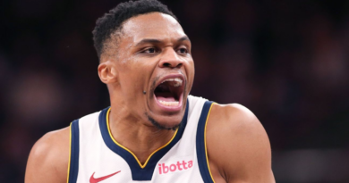 Nuggets' Westbrook fined for obscene gesture