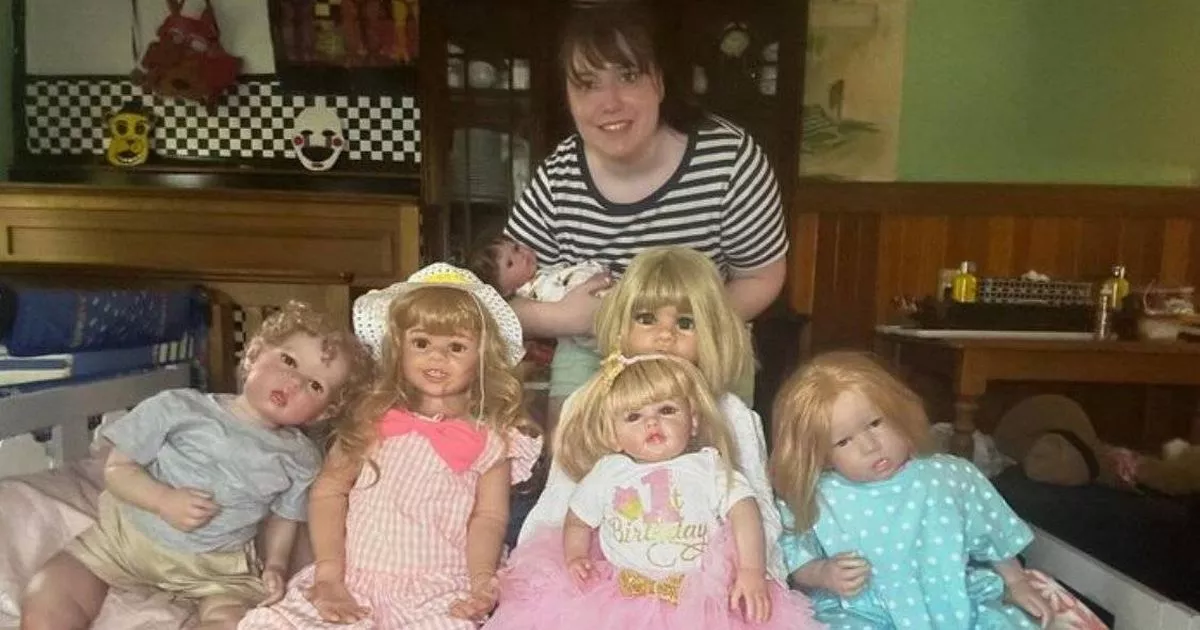 'I'm a mother to eight reborn dolls – I spent $2,000 on them and treat them like my kids' – The Mirror US