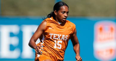 Wave make NWSL's 1st signing direct from NCAA