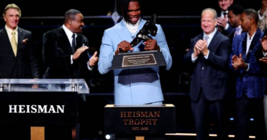 Two-way star Hunter takes home Heisman Trophy