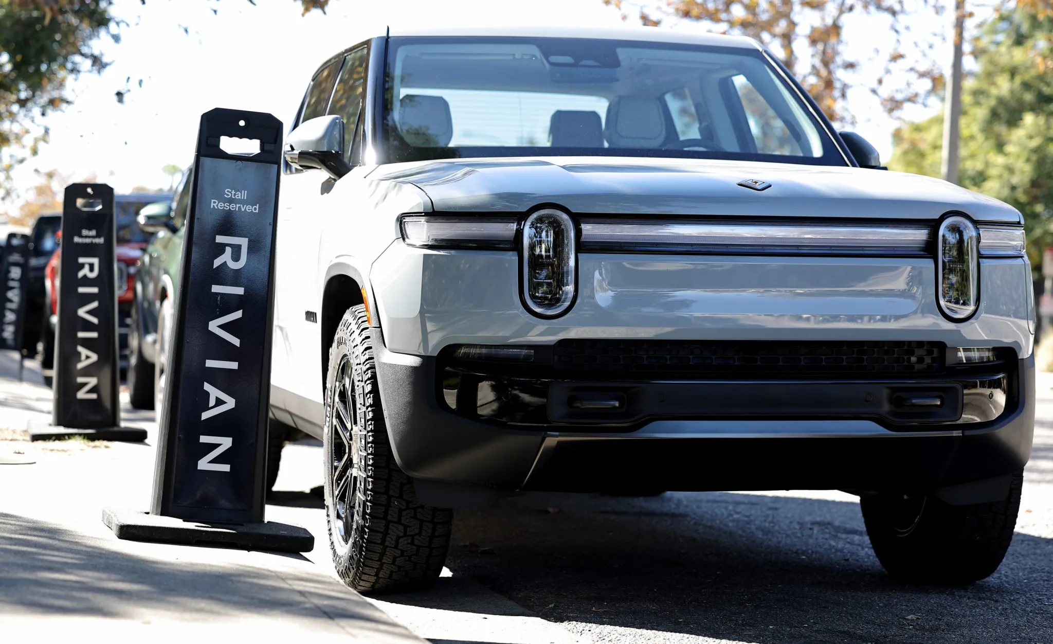 German giant Volkswagen bets on upstart Rivian to save its flailing EV software strategy