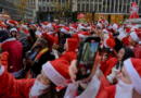 Thousands of Santas and a few Grinches hit the streets for annual SantaCon bar crawls – KPRC Click2Houston