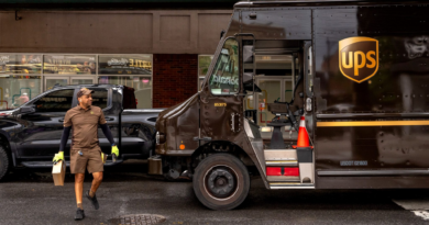 How the top HR executive at UPS hires holiday workers in less than 10 minutes