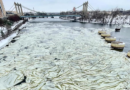 What are those weird folds of ice on the Mississippi River in Minneapolis? – CBS News