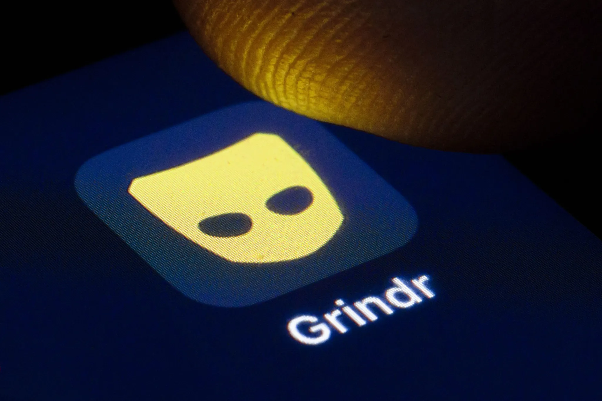 Grindr to give staff $300,000 for fertility treatments, adoption