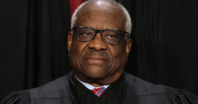 Gifts accepted by Clarence Thomas ‘have no comparison in modern American history,’ Senate Democrats say