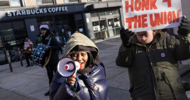 Starbucks barista strike expands on fifth day of closures