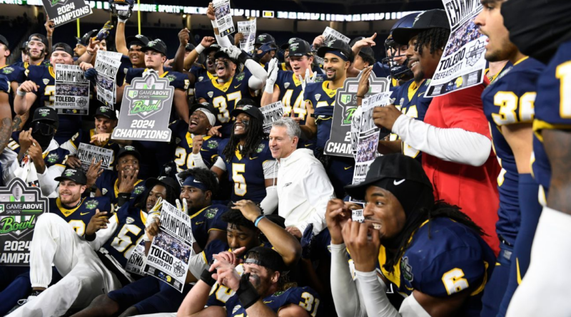 Toledo beats Pittsburgh in bowl-record six OTs