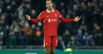 Van Dijk bristles at ref's decision in Spurs loss