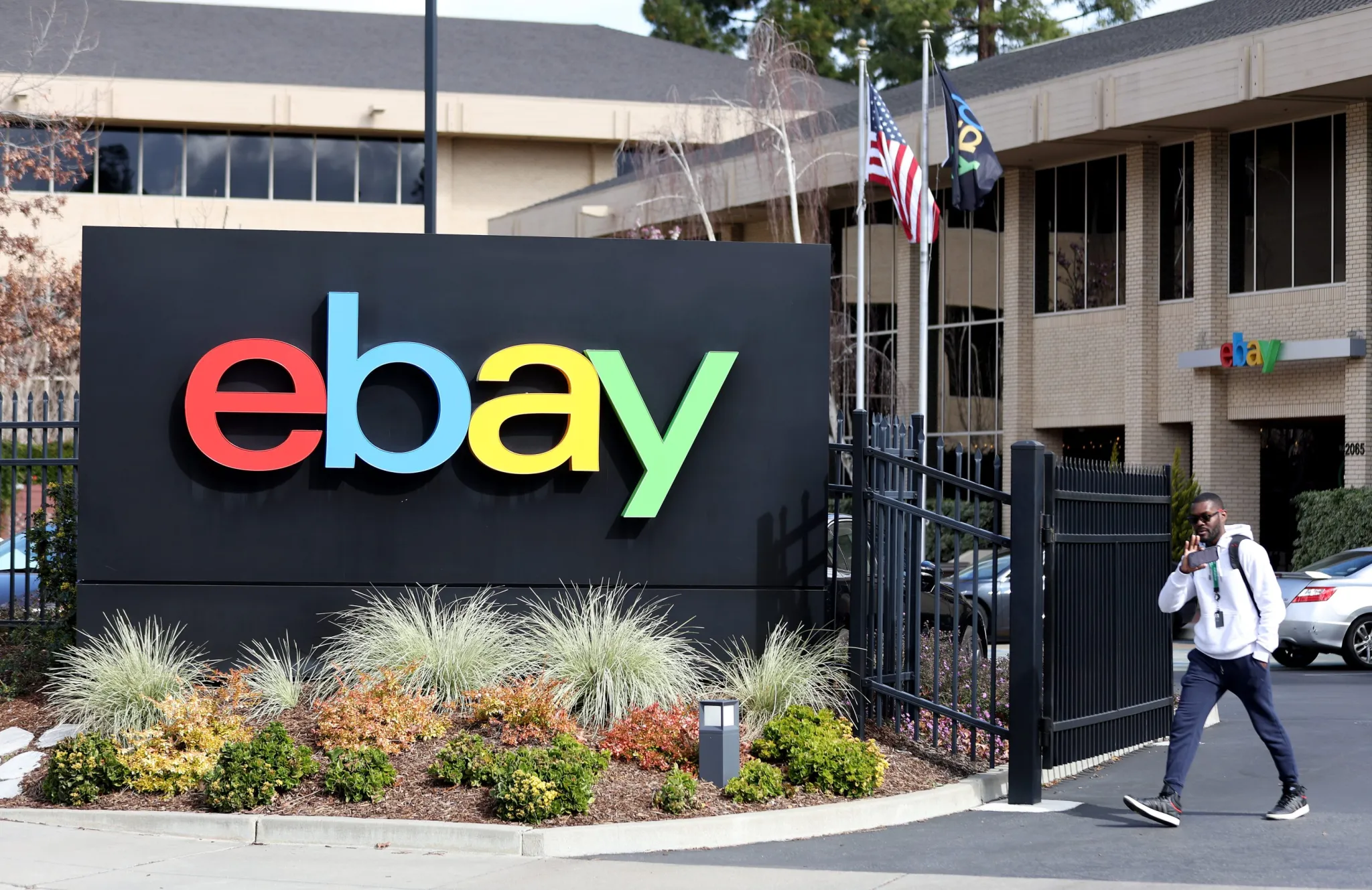 EBay added $3 billion in market value in one day—thanks to Facebook’s rival marketplace