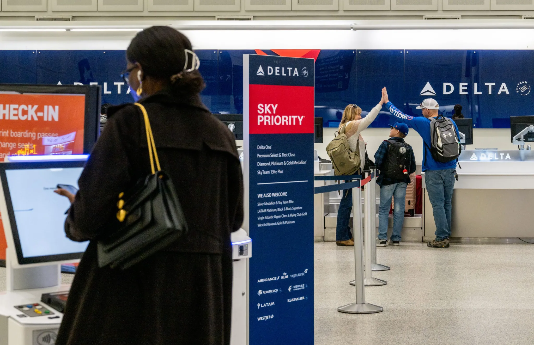 Delta and major US airlines face federal probe into loyalty program practices