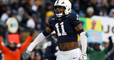 Penn State star DE Carter entering NFL draft