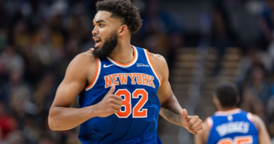 Sources: Knicks' Towns has bone chip in thumb