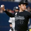 Jays add Straw, cash for Sasaki in Guardians deal