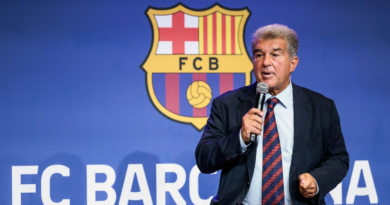 Laporta called to resign amid Olmo, Víctor fiasco