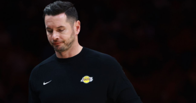 Redick says family evacuated due to LA wildfires