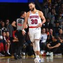 Steph Curry finally meets 'superfan' Grandma Kitty, gives jersey before Warriors-Nets